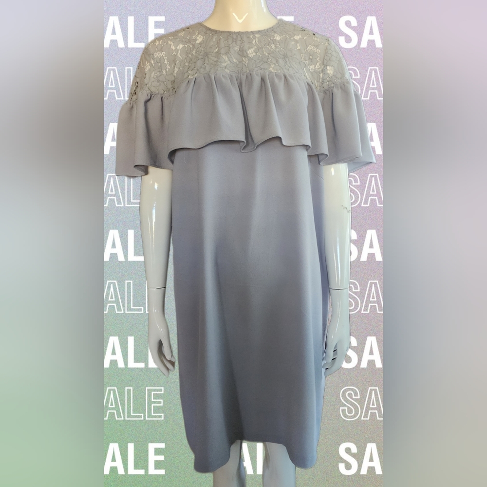H&M Lace Ruffle Dress - Picture 3 of 5